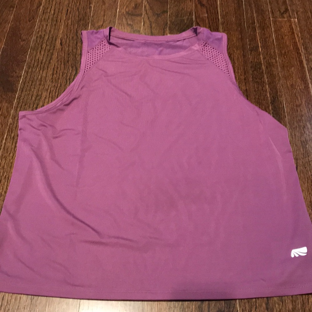 Loose workout tank